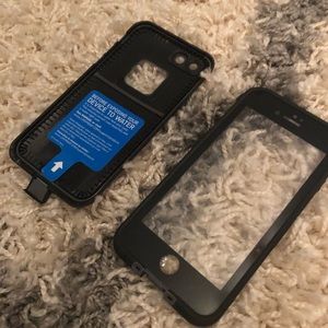 iPhone 7 lifeproof case